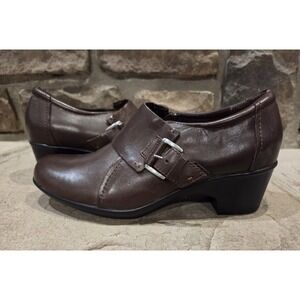 Women's Size 9 CLARKS BROWN LEATHER ANKLE BOOTIES Genette Vista Boots W/ Buckle